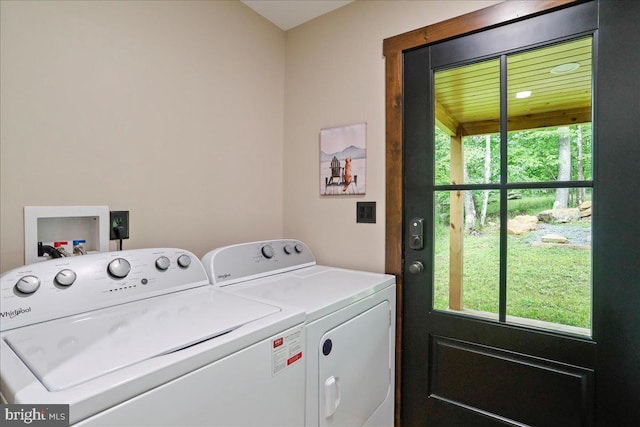 130 Lodestone Way, Mc Henry, MD 21541 - laundry room featuring washing machine and clothes dryer and plenty of natural light