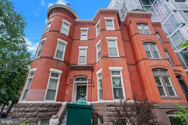 459 Massachusetts Ave NW Unit B1, Washington, DC 20001 - view of building exterior