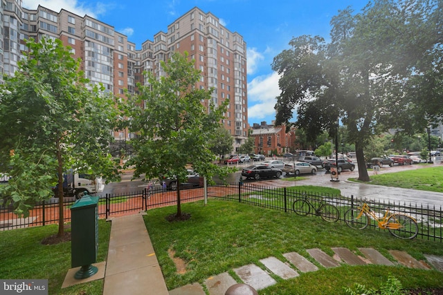 459 Massachusetts Ave NW Unit B1, Washington, DC 20001 - view of home's community