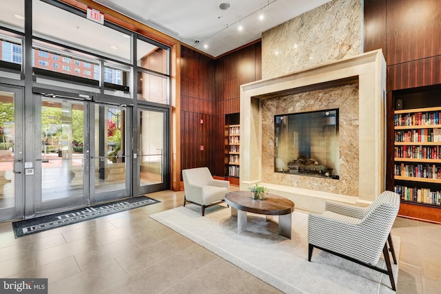 11990 Market St Unit 907, Reston, VA 20190 - common area featuring a towering ceiling