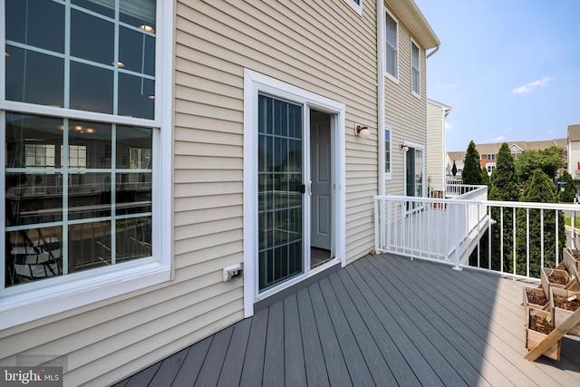 25154 Monteith Ter, Chantilly, VA 20152 - view of deck