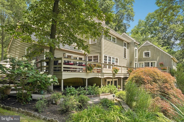 4250 Fretz Mill Rd, New Hope, PA 18938 - rear view of house featuring a wooden deck