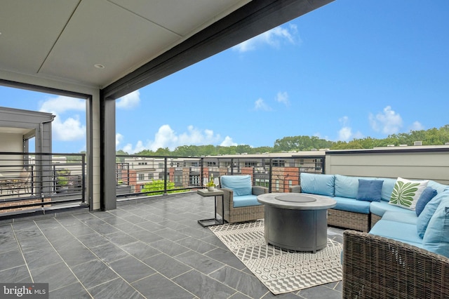 11724 Paysons Way, Reston, VA 20191 - patio / terrace with an outdoor hangout area