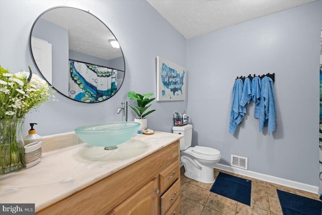 214 Salt Lick Rd, Front Royal, VA 22630 - full bath with vanity, a textured ceiling, and tile patterned flooring