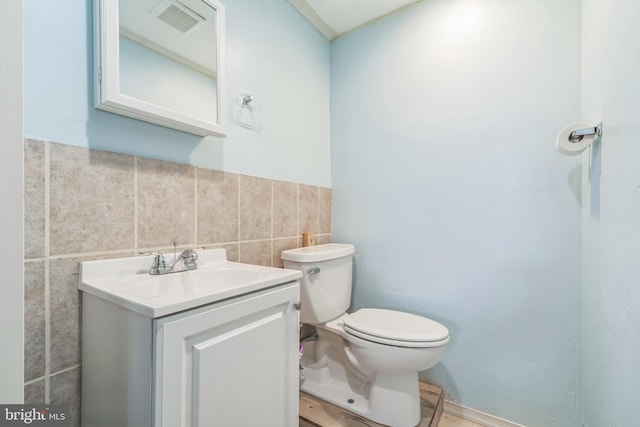 1622 Amosland Rd, Prospect Park, PA 19076 - half bath with tile walls and vanity