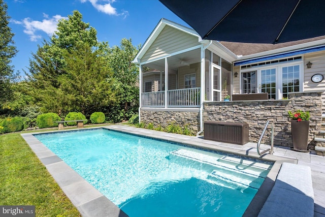 112 W Shore Dr, Milton, DE 19968 - outdoor pool with a sunroom