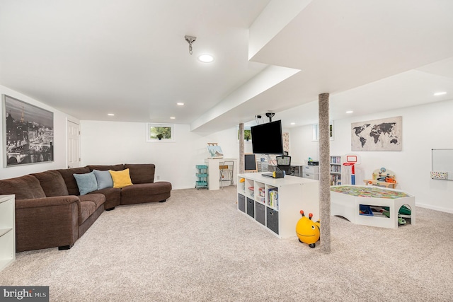 3508 Garrett Ct, Aberdeen, MD 21001 - carpeted living area featuring recessed lighting and baseboards