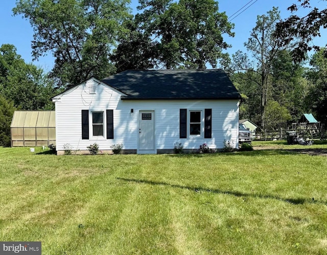 1004 N Ridge Rd, Perkasie, PA 18944 - view of front of home featuring an exterior structure and an outbuilding