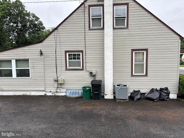 339 W Brookhaven Rd, Brookhaven, PA 19015 - view of home's exterior featuring a central air condition unit