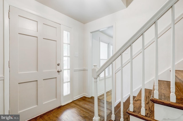 406 Christian Ln, Wallingford, PA 19086 - entrance foyer with wood finished floors and stairway