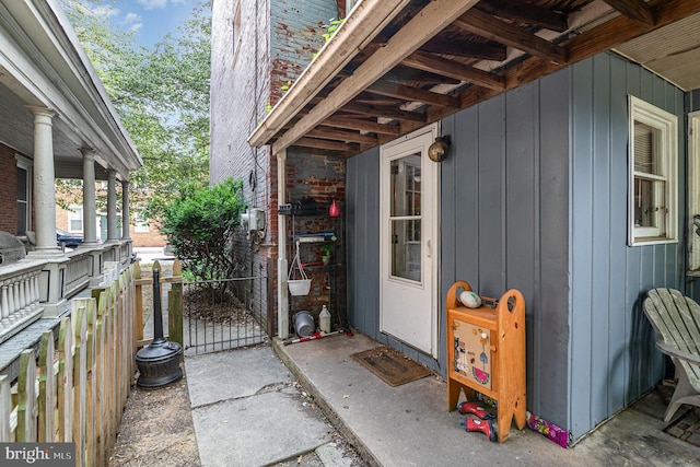 313 E Main St, Mechanicsburg, PA 17055 - doorway to property with a gate