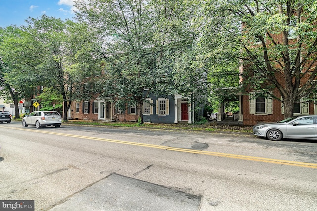 313 E Main St, Mechanicsburg, PA 17055 - view of front of home with brick siding