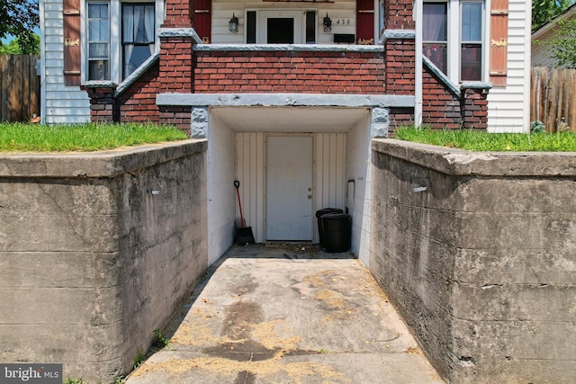 439 Columbia St, Cumberland, MD 21502 - property entrance featuring brick siding