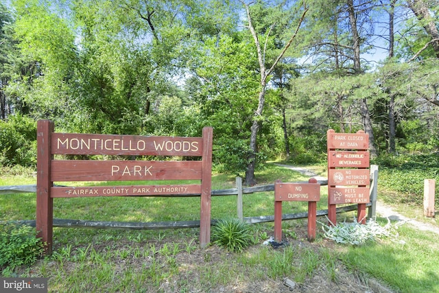5909 Frederick St, Springfield, VA 22150 - view of community sign