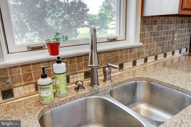 2912 Weaver Rd, Lancaster, PA 17601 - kitchen view of tasteful backsplash and light stone counters
