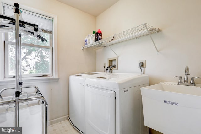 2912 Weaver Rd, Lancaster, PA 17601 - laundry room with separate washer and dryer and light flooring
