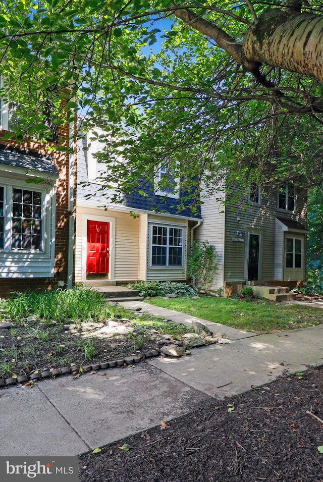 12803 Climbing Ivy Dr, Germantown, MD 20874 - view of property hidden behind natural elements