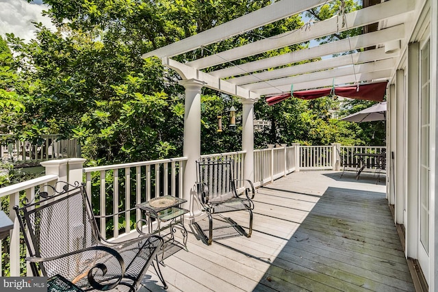 2413 Taylor Ave, Alexandria, VA 22302 - deck featuring a pergola