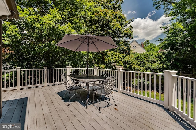2413 Taylor Ave, Alexandria, VA 22302 - wooden terrace with outdoor dining space