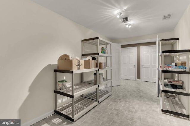12177 Flowing Water Trl, Clarksville, MD 21029 - hallway featuring baseboards