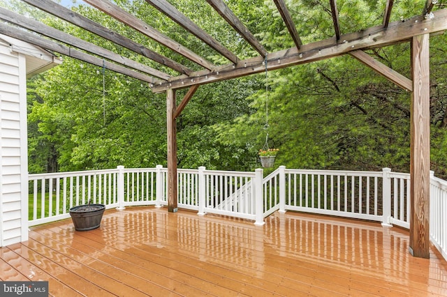 12177 Flowing Water Trl, Clarksville, MD 21029 - deck featuring a pergola