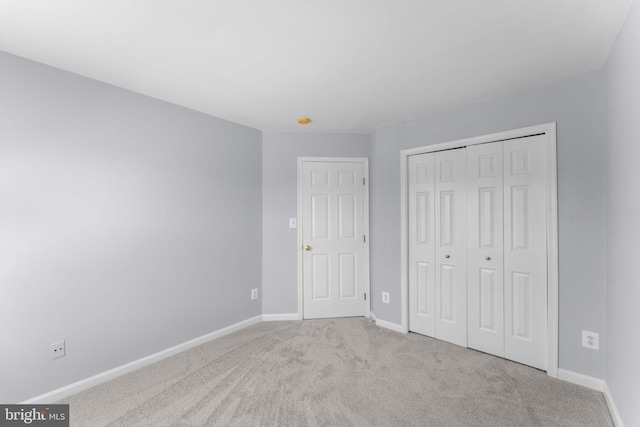 2562 Belcroft Pl, Herndon, VA 20171 - unfurnished bedroom with carpet and a closet