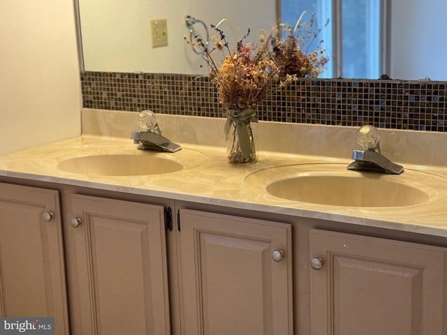 400 27th St, Huntingdon, PA 16652 - bathroom with double vanity and backsplash
