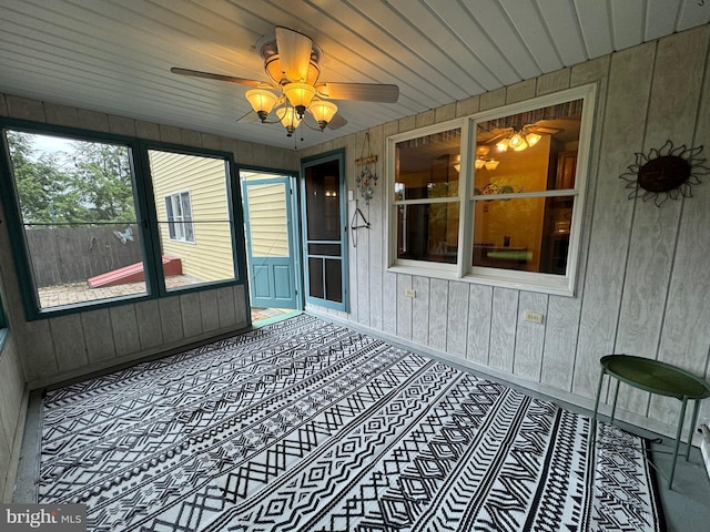 400 27th St, Huntingdon, PA 16652 - unfurnished sunroom with a ceiling fan