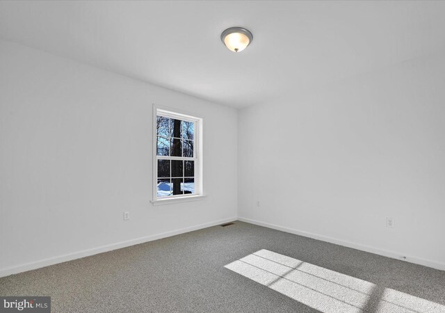 21 American Ave, Carlisle, PA 17013 - carpeted spare room featuring baseboards
