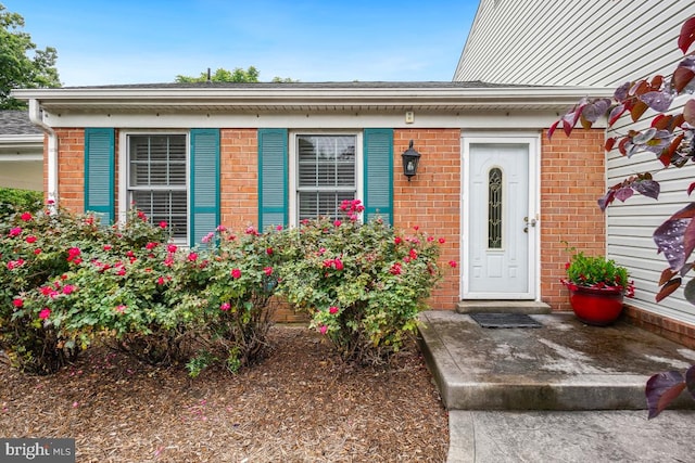 13 Gelding Ct, Olney, MD 20832 - property entrance with brick siding