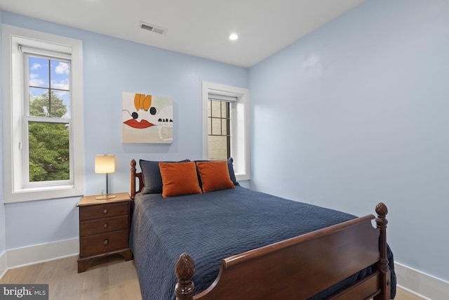 2819 Bellevue Ter NW, Washington, DC 20007 - bedroom featuring wood finished floors and recessed lighting