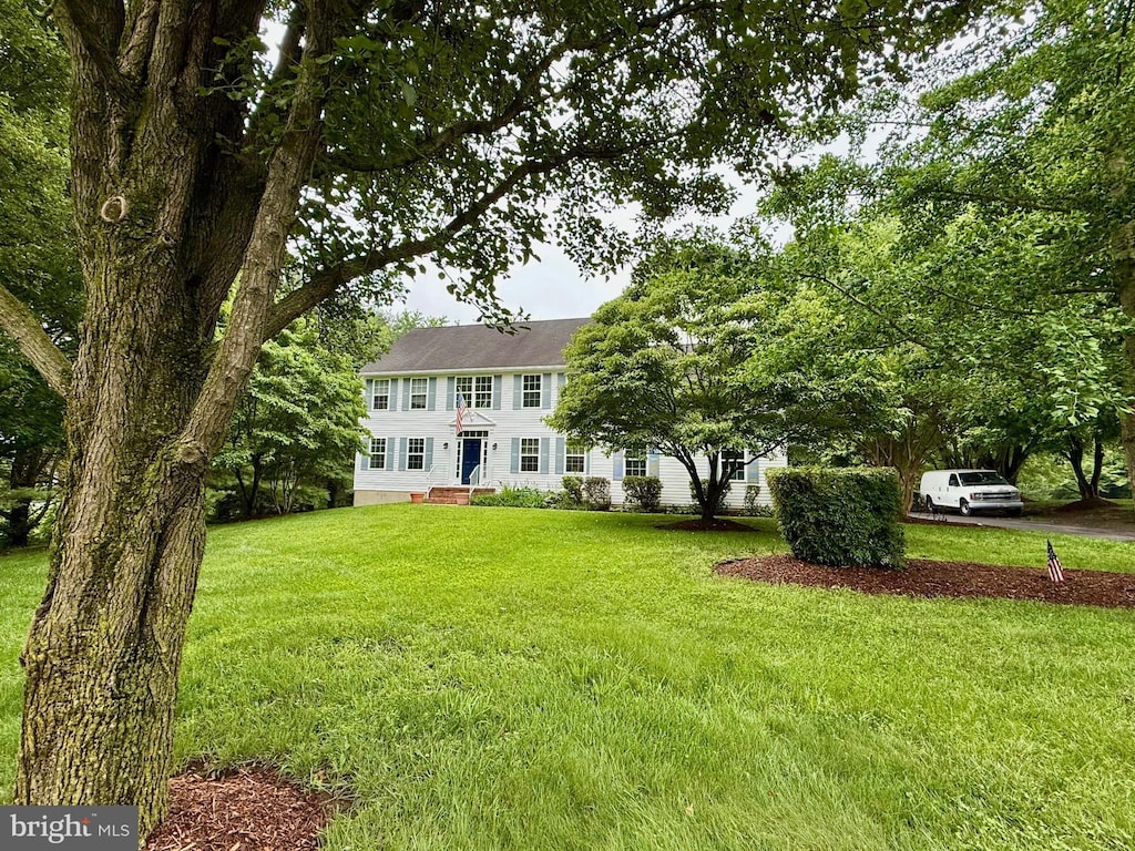 3040 Jones Rd, Dunkirk, MD 20754 - view of front of house featuring a front yard