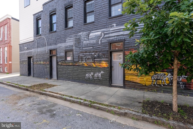 1001 S Carey St, Baltimore, MD 21223 - view of building exterior