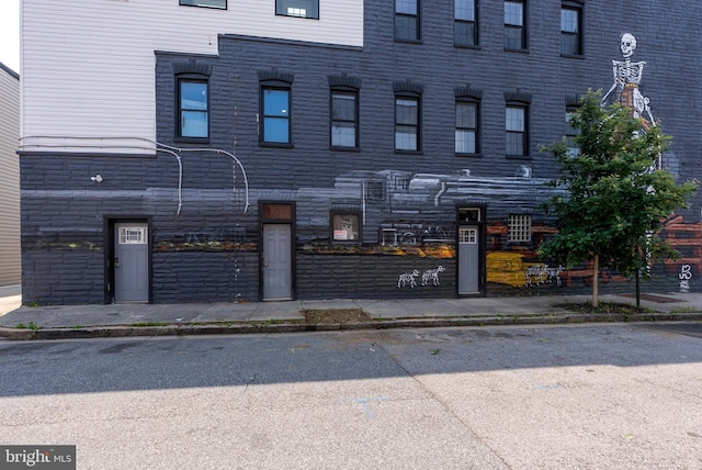 1001 S Carey St, Baltimore, MD 21223 - view of building exterior