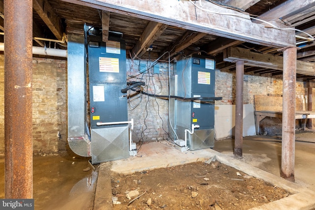 1001 S Carey St, Baltimore, MD 21223 - unfinished below grade area with heating unit