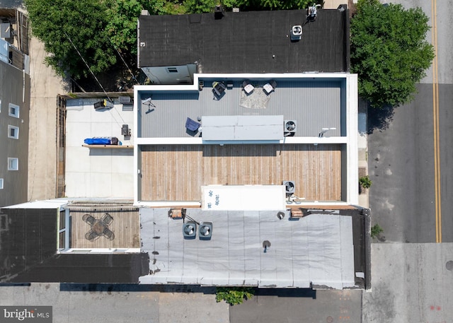 1001 S Carey St, Baltimore, MD 21223 - aerial view of property and surrounding area
