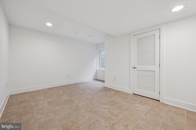 914 N Front St, Philadelphia, PA 19123 - spare room with recessed lighting and baseboards