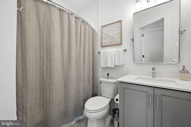 3536 Sutton Heights Cir, Fairfax, VA 22031 - bathroom featuring vanity and a shower with shower curtain