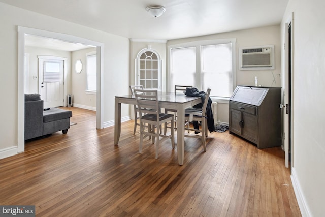 1711 W Union Blvd, Bethlehem, PA 18018 - dining space with light wood-style flooring and baseboards