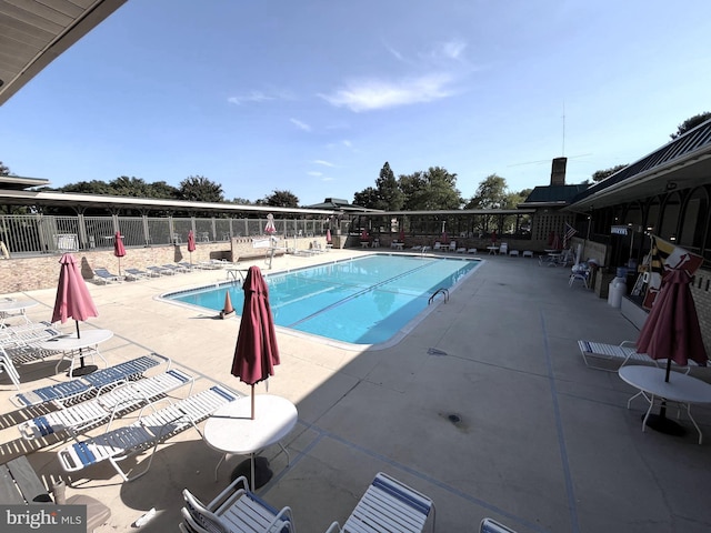 3445 S Leisure World Blvd Unit 87-2C, Silver Spring, MD 20906 - community pool with a patio area