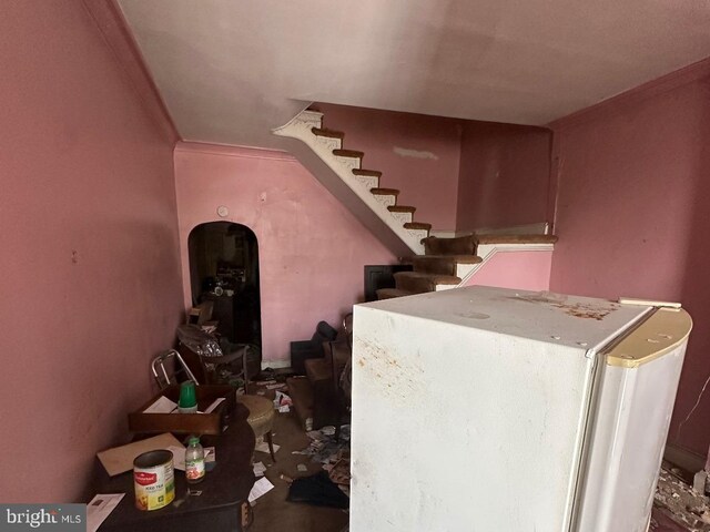 708 N Mount St, Baltimore, MD 21217 - stairs featuring arched walkways