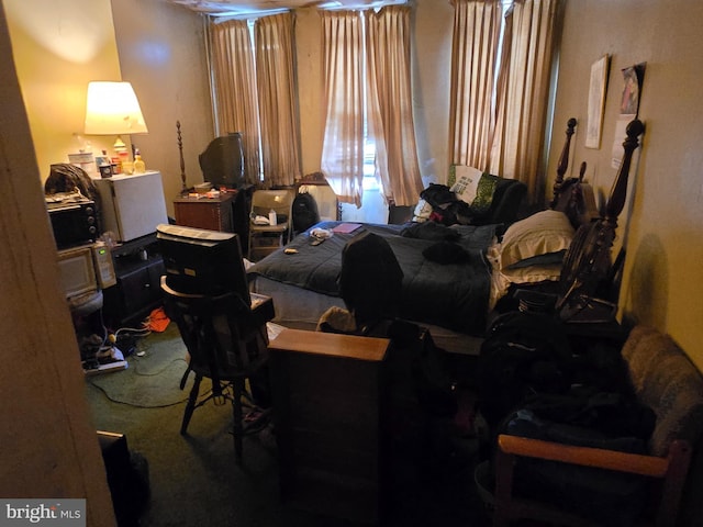 708 N Mount St, Baltimore, MD 21217 - bedroom featuring carpet