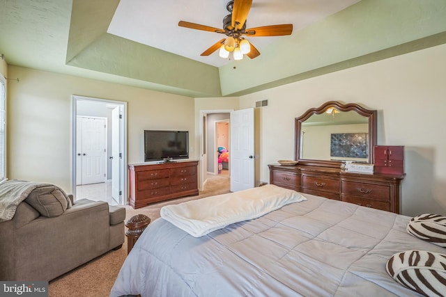 1012 Woodridge Rd, Red Lion, PA 17356 - carpeted bedroom with a ceiling fan