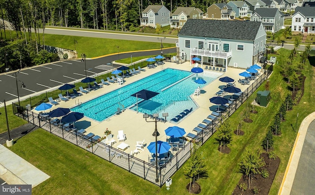 18004 Red Cedar Rd, Dumfries, VA 22026 - community pool with a patio area and a pergola