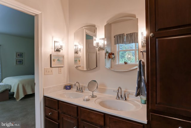 10 Elser Hill Rd, Lititz, PA 17543 - bathroom with double vanity and ensuite bath