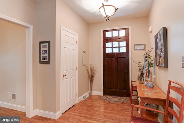 10 Elser Hill Rd, Lititz, PA 17543 - entrance foyer featuring light wood-style flooring and baseboards
