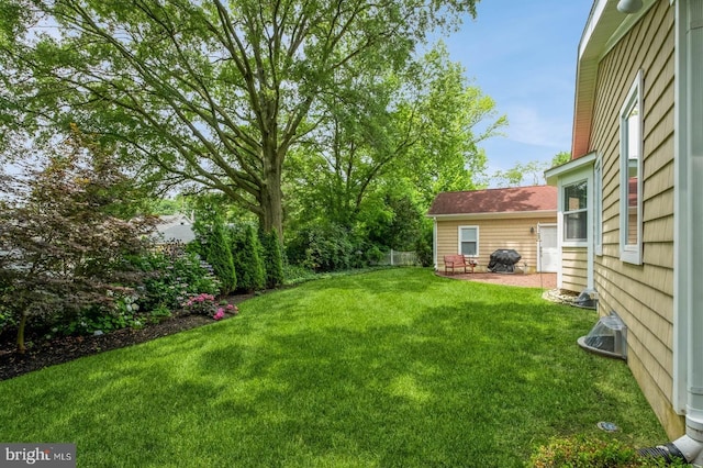 240 Meadow Dr, Haddonfield, NJ 08033 - view of yard