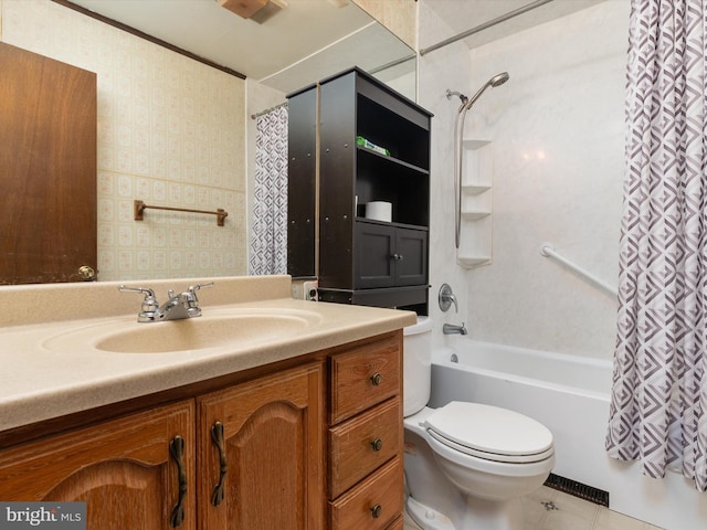 715 Griffith Rd, Glen Burnie, MD 21061 - full bath featuring vanity, shower / bathtub combination with curtain, tile patterned floors, and wallpapered walls