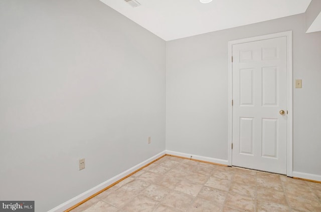 6483 Sedgwick St, Elkridge, MD 21075 - spare room with baseboards