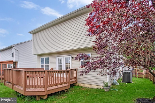 6483 Sedgwick St, Elkridge, MD 21075 - rear view of house featuring a deck